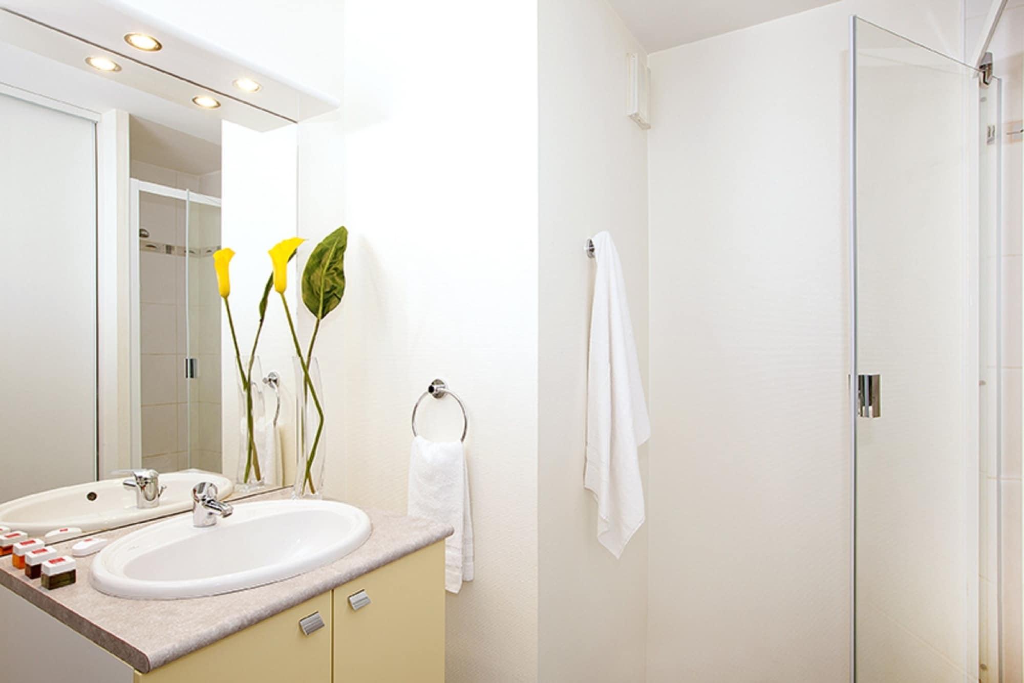 Sejours & Affaires Rennes Villa Camilla Экстерьер фото