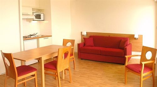 Sejours & Affaires Rennes Villa Camilla Экстерьер фото