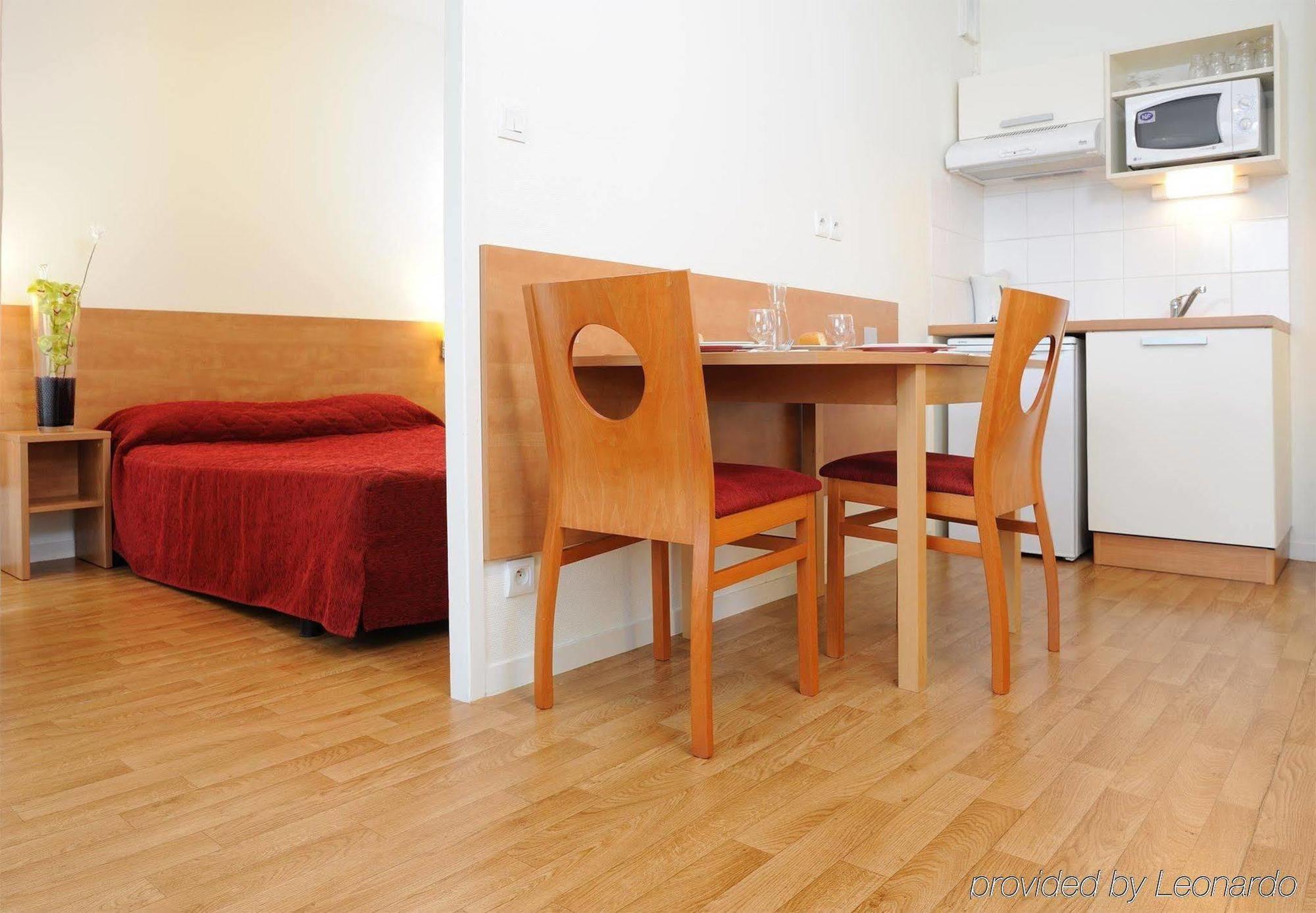 Sejours & Affaires Rennes Villa Camilla Экстерьер фото